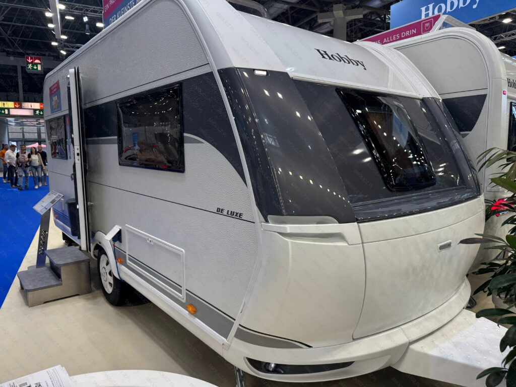DE LUXE 460 UFe - Wohnwagen: das Bild 2 DE LUXE 460 UFe - Wohnwagen: das Bild 2