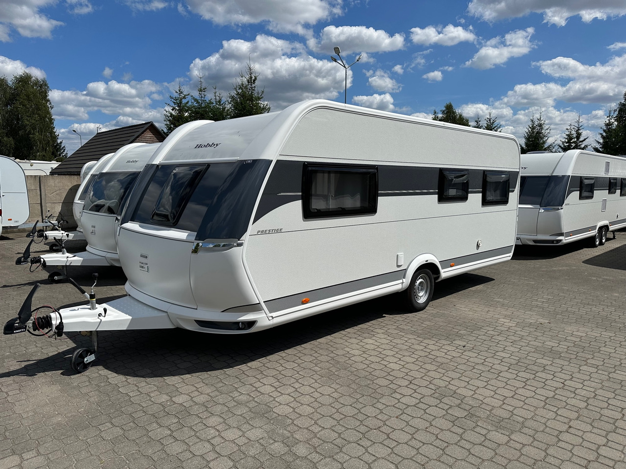 Hobby 560 UL Prestige 2023 - Wohnwagen: das Bild 1 Hobby 560 UL Prestige 2023 - Wohnwagen: das Bild 1