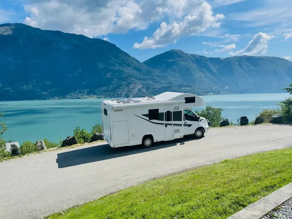 Rimor EVO 5 – FV 23% - Alkoven Wohnmobil: das Bild 1 Rimor EVO 5 – FV 23% - Alkoven Wohnmobil: das Bild 1