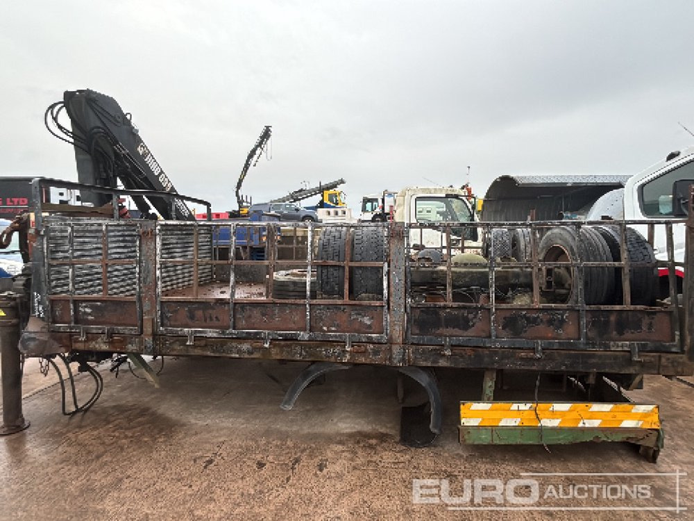 14' x 8' Dropside Body, Hiab 090 Crane - Pritschenaufbau: das Bild 2 14' x 8' Dropside Body, Hiab 090 Crane - Pritschenaufbau: das Bild 2