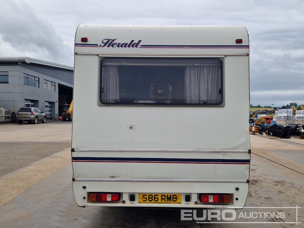 1998 Ford Herald 5 Speed 3 Birth Motor Home, W/C, Cooker (NO VAT) - Camper Van: das Bild 4 1998 Ford Herald 5 Speed 3 Birth Motor Home, W/C, Cooker (NO VAT) - Camper Van: das Bild 4