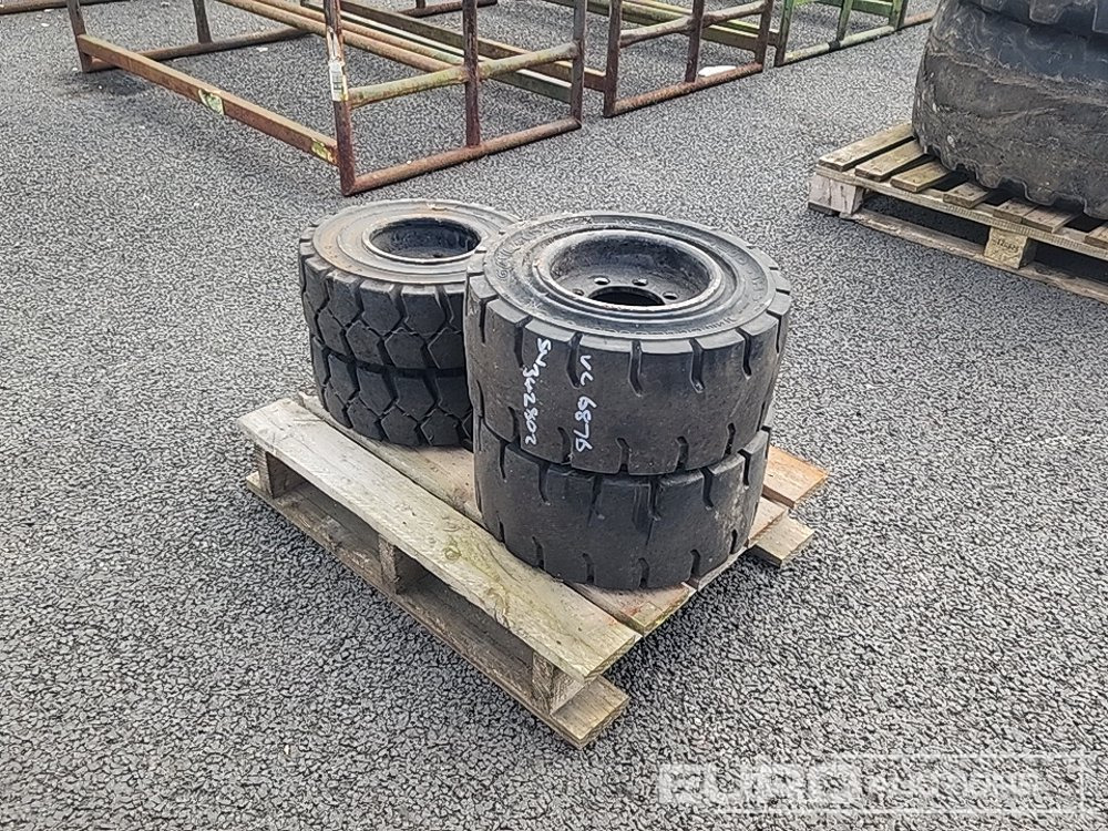 200/50-10 & 16x6-8 Solid Wheels to suit Forklift (4 of) - Reifen: das Bild 2 200/50-10 & 16x6-8 Solid Wheels to suit Forklift (4 of) - Reifen: das Bild 2