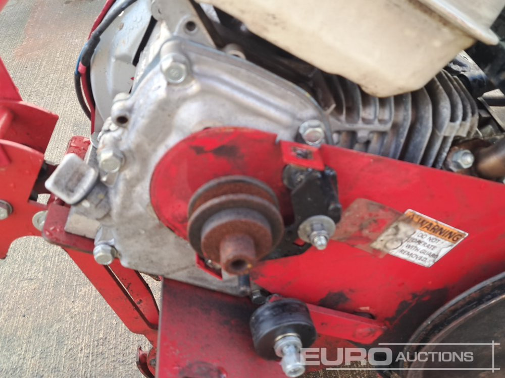 Baugeräte 2001 Tracmaster C2000 Petrol Rotovator, Honda Engine, (Spares): das Bild 13