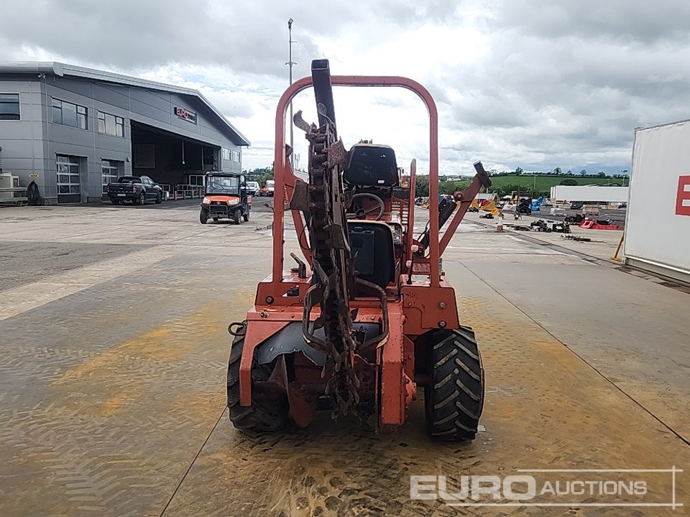 2003 Ditch Witch 3610DD - Grabenbagger/ Grabenfräse: das Bild 4 2003 Ditch Witch 3610DD - Grabenbagger/ Grabenfräse: das Bild 4