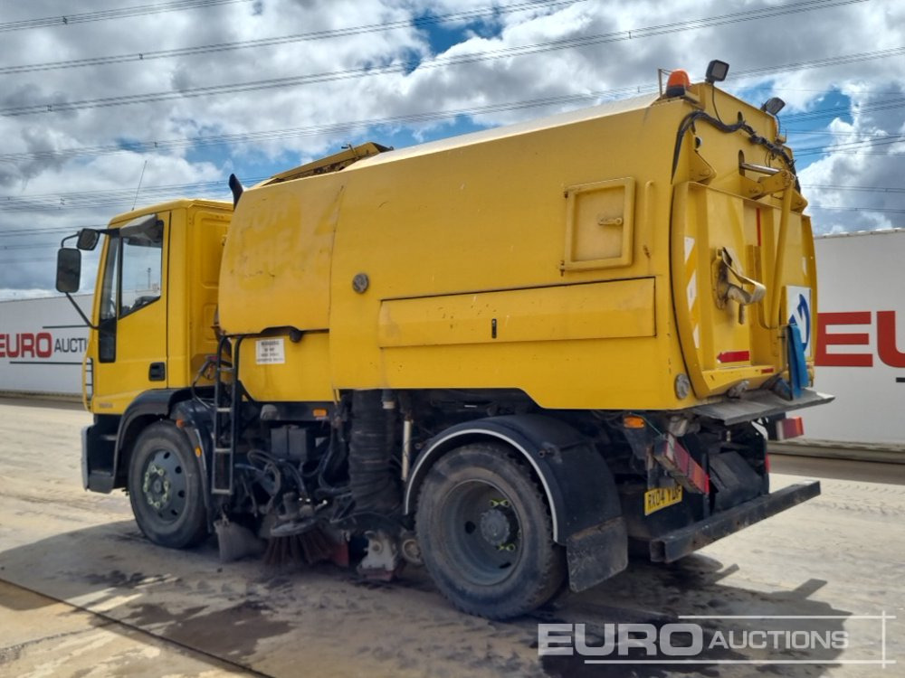 2004 Iveco ML130E18K - Kehrmaschine: das Bild 3 2004 Iveco ML130E18K - Kehrmaschine: das Bild 3