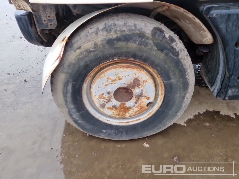 Kehrmaschine 2005 Mathieu Yno Azura2: das Bild 11 Kehrmaschine 2005 Mathieu Yno Azura2: das Bild 11