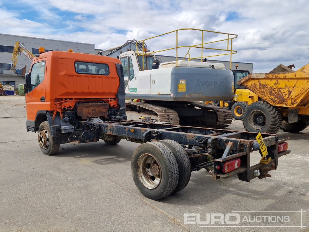 2007 Mitsubishi Fuso - Fahrgestell LKW: das Bild 3 2007 Mitsubishi Fuso - Fahrgestell LKW: das Bild 3