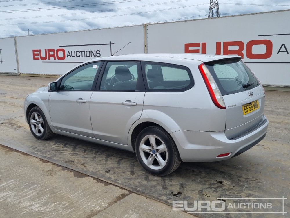 2010 Ford Focus Zetec - PKW: das Bild 3 2010 Ford Focus Zetec - PKW: das Bild 3