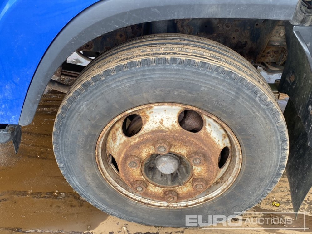 Pritsche LKW Für die Beförderung von schwere Technik 2010 Isuzu N75.190: das Bild 10