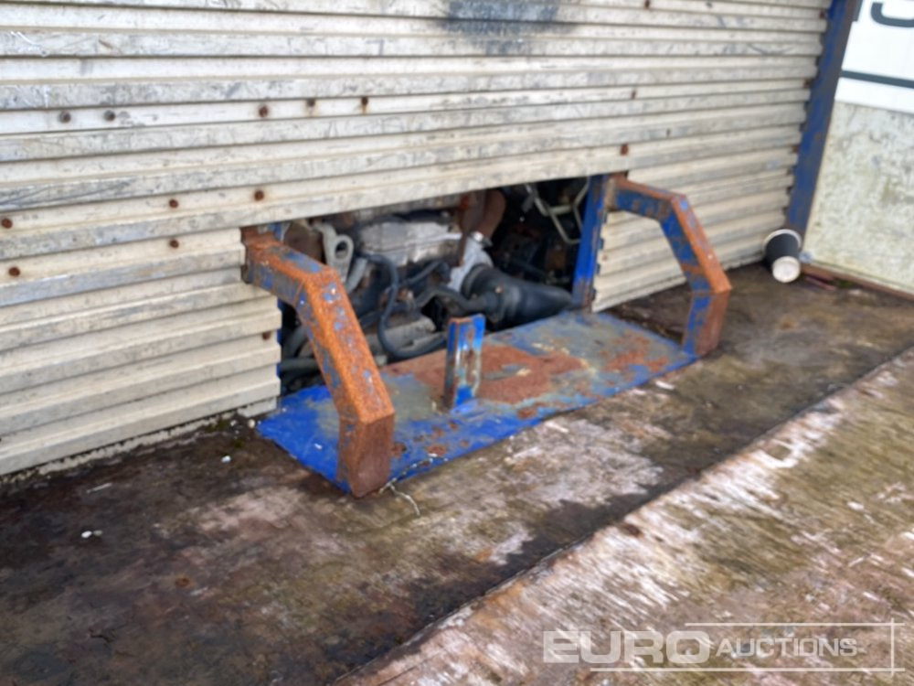 Pritsche LKW Für die Beförderung von schwere Technik 2010 Isuzu N75.190: das Bild 21