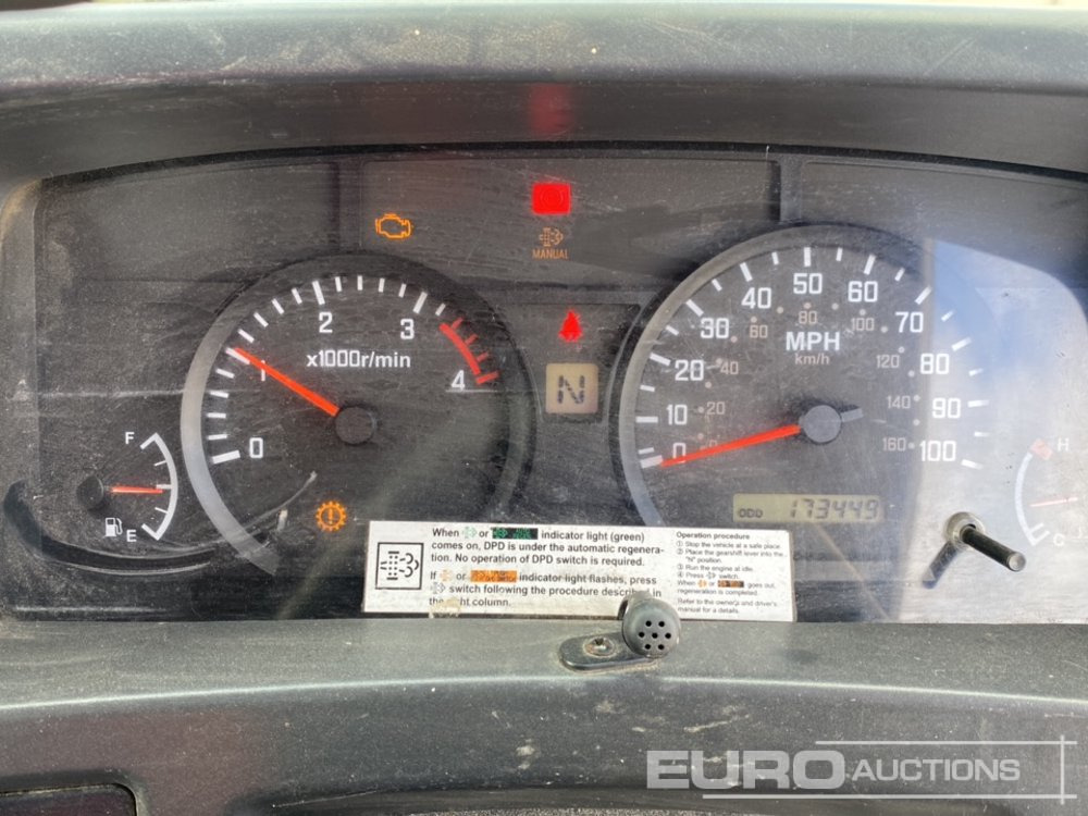 Pritsche LKW Für die Beförderung von schwere Technik 2010 Isuzu N75.190: das Bild 36