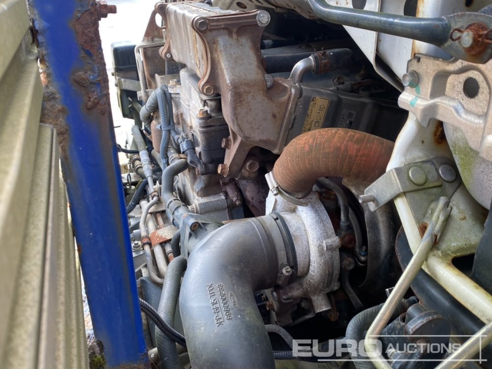 Pritsche LKW Für die Beförderung von schwere Technik 2010 Isuzu N75.190: das Bild 28