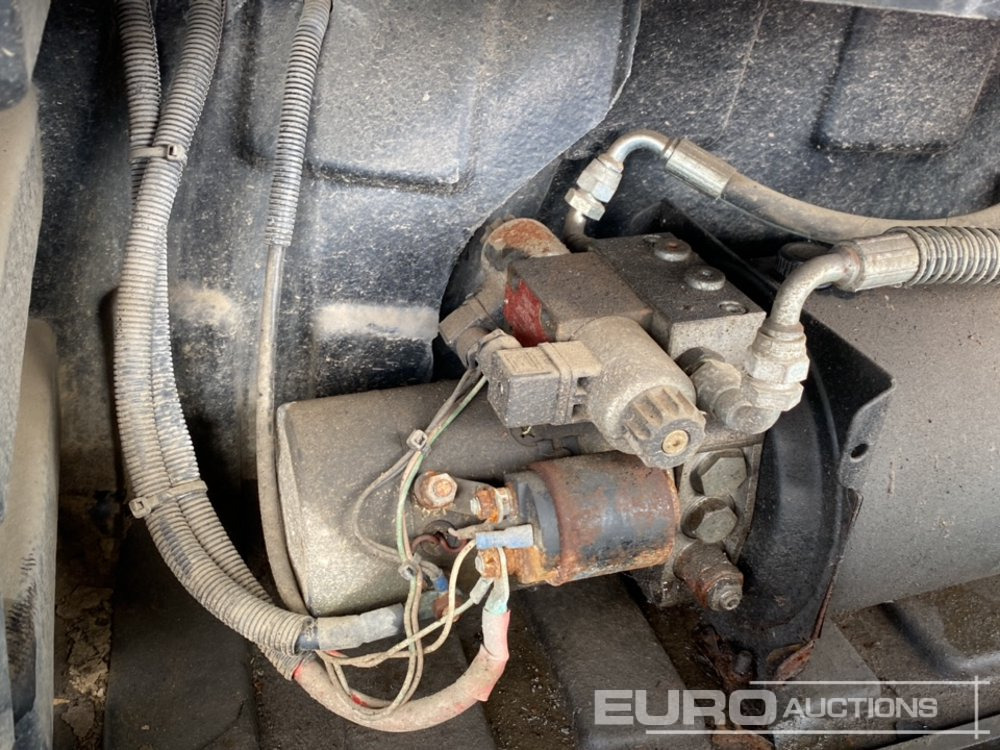 Pritsche LKW Für die Beförderung von schwere Technik 2010 Isuzu N75.190: das Bild 18