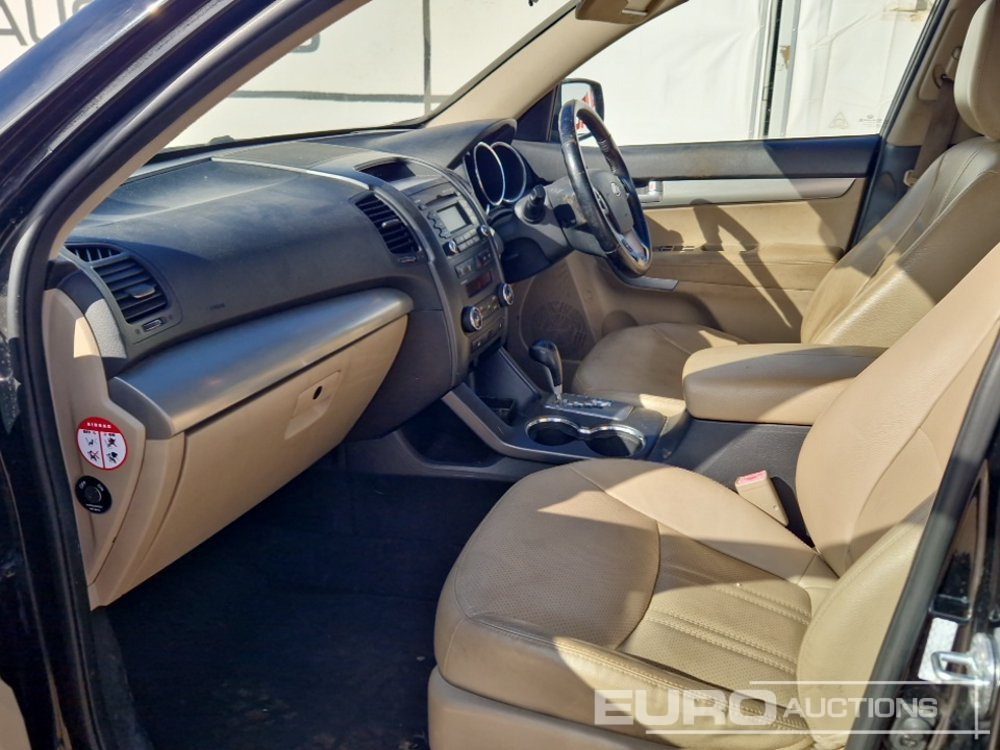 SUV/ Geländewagen 2011 Kia Sorento: das Bild 10