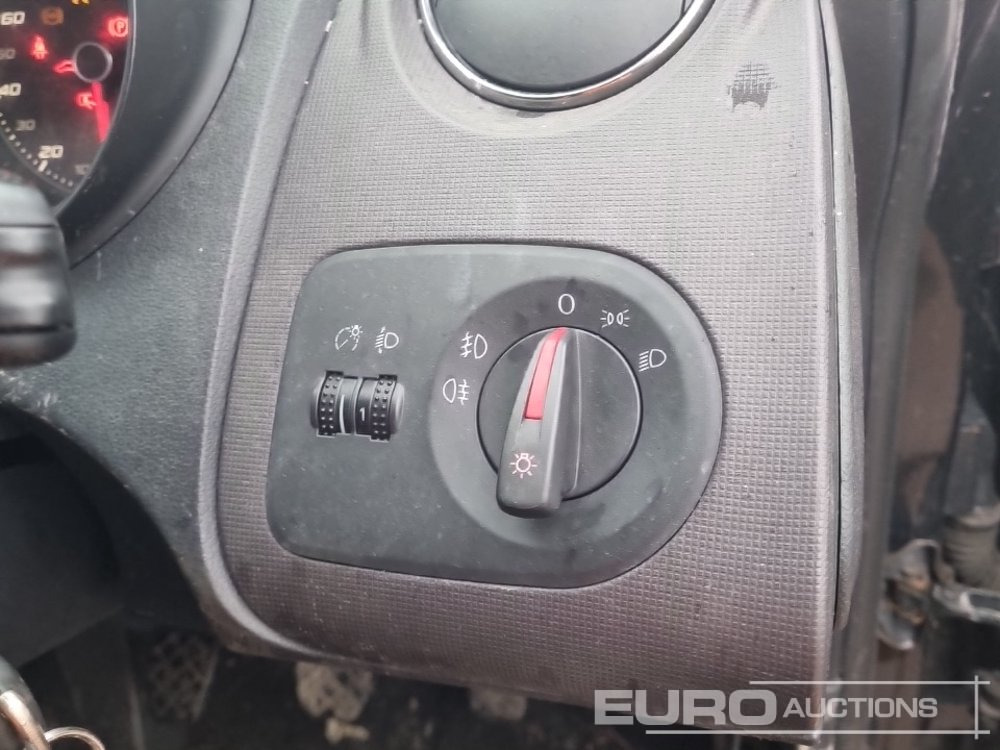 PKW 2012 Seat Ibiza: das Bild 31 PKW 2012 Seat Ibiza: das Bild 31