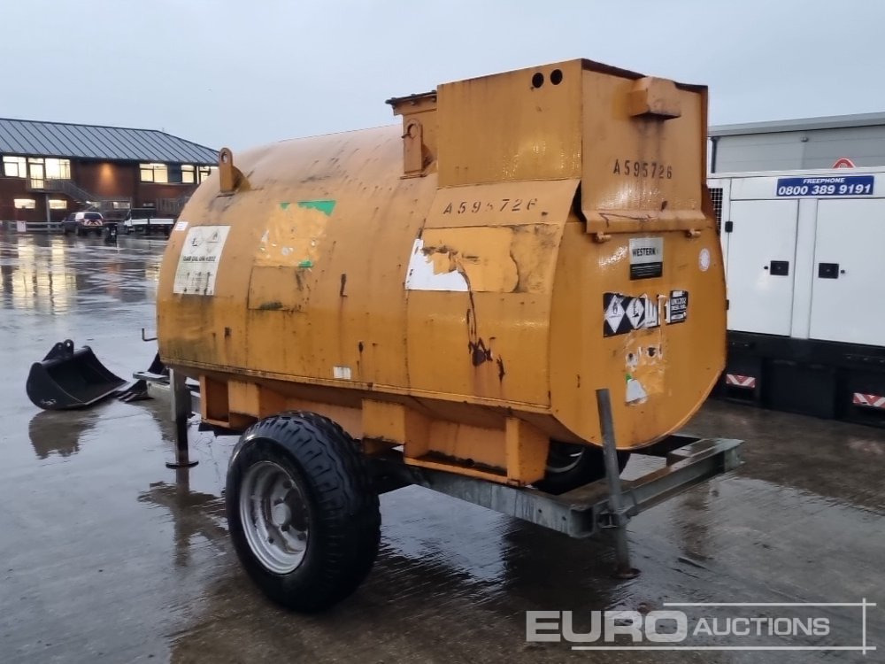 2012 Western 440A - Lagertank: das Bild 3 2012 Western 440A - Lagertank: das Bild 3