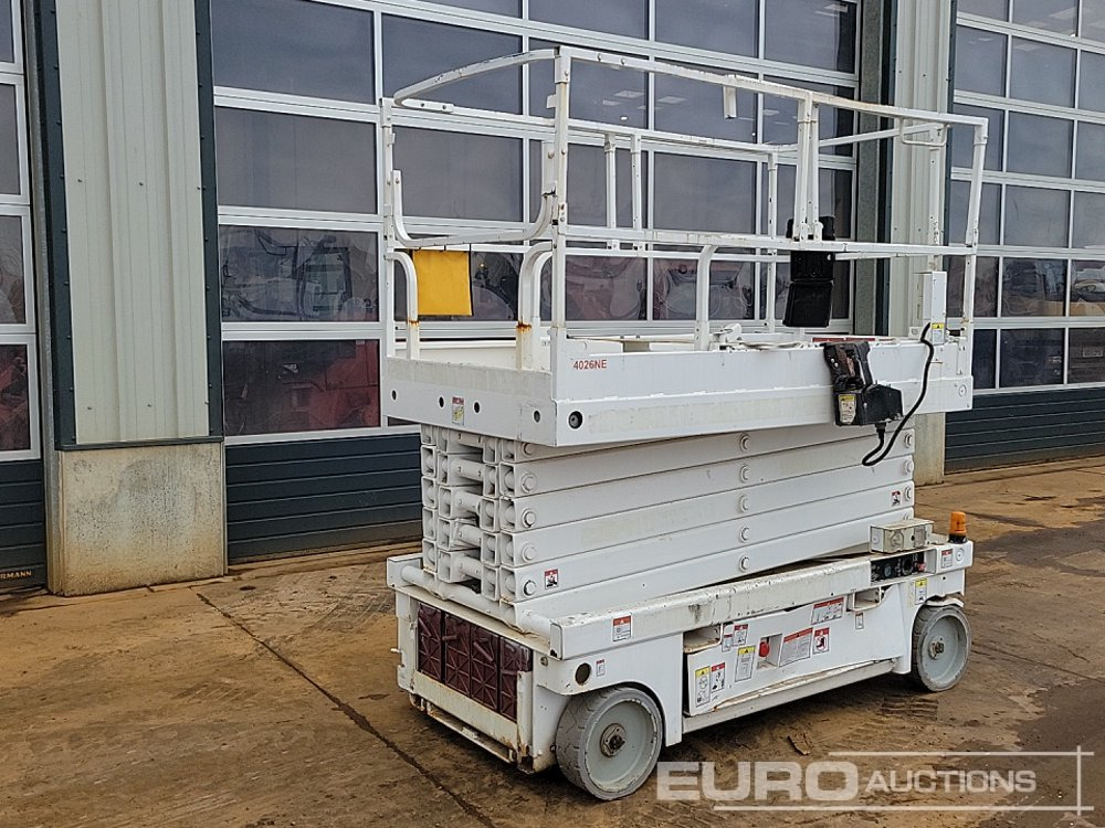 2014 Haulotte Compact 14 - Arbeitsbühne: das Bild 5 2014 Haulotte Compact 14 - Arbeitsbühne: das Bild 5