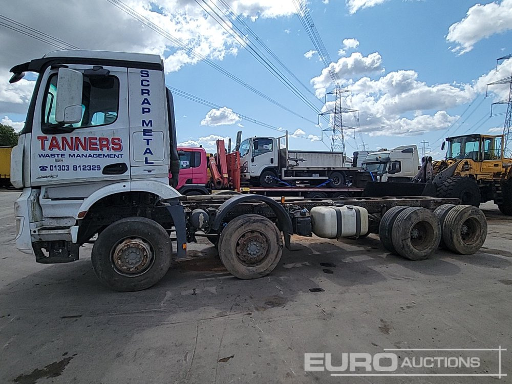 2014 Mercedes Arocs 3240 - Fahrgestell LKW: das Bild 2 2014 Mercedes Arocs 3240 - Fahrgestell LKW: das Bild 2