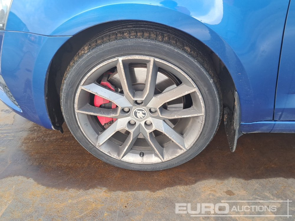 PKW 2014 Skoda Octavia: das Bild 9