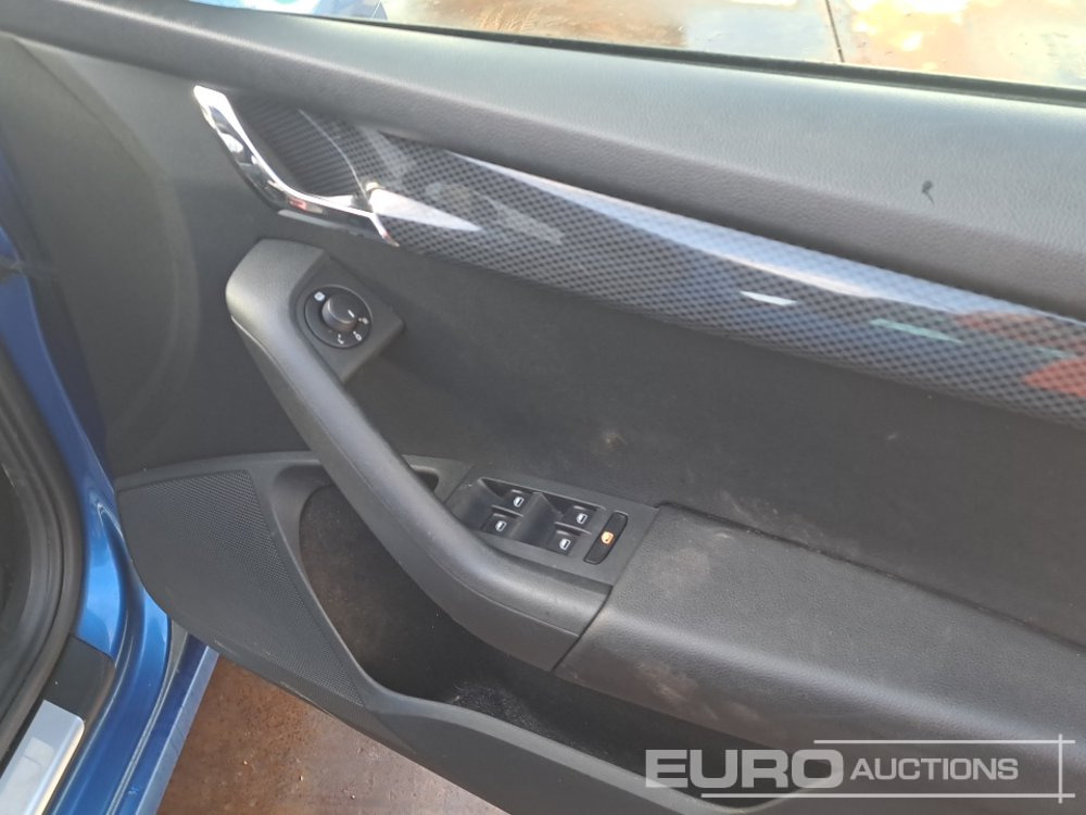 PKW 2014 Skoda Octavia: das Bild 25