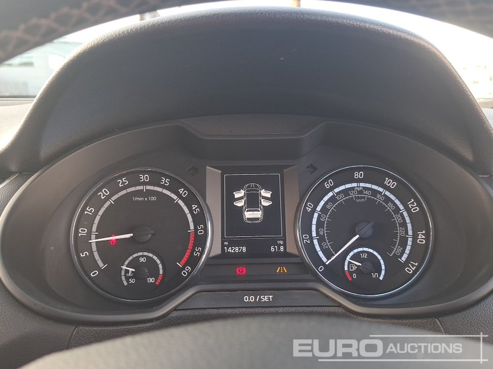 PKW 2014 Skoda Octavia: das Bild 33