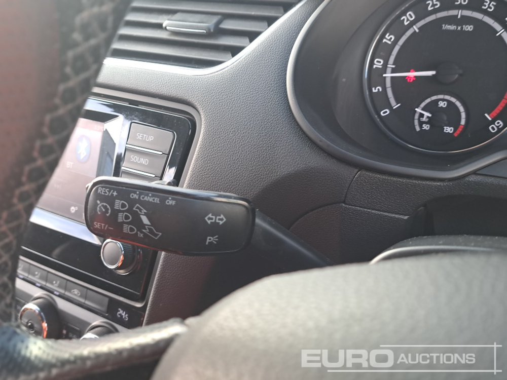 PKW 2014 Skoda Octavia: das Bild 31