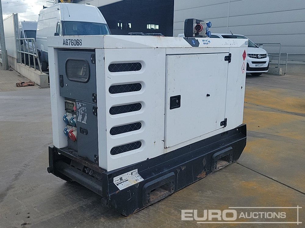 2015 SDMO R33C3 - Stromgenerator: das Bild 5 2015 SDMO R33C3 - Stromgenerator: das Bild 5