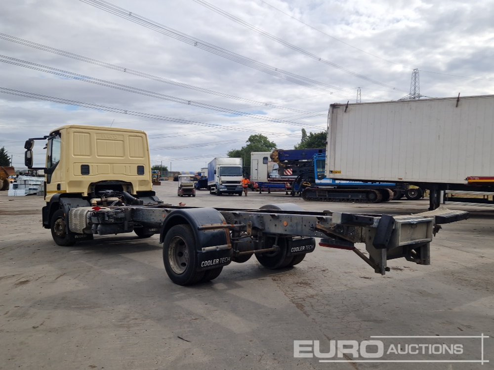 2016 Iveco 4x2 Chassis Cab, Automatic Gearbox (Non Runner, Parts Missing) - Fahrgestell LKW: das Bild 3 2016 Iveco 4x2 Chassis Cab, Automatic Gearbox (Non Runner, Parts Missing) - Fahrgestell LKW: das Bild 3