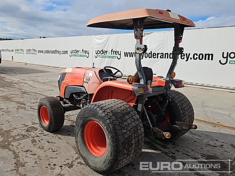 2016 Kubota MX5200HST - Kleintraktor: das Bild 3 2016 Kubota MX5200HST - Kleintraktor: das Bild 3