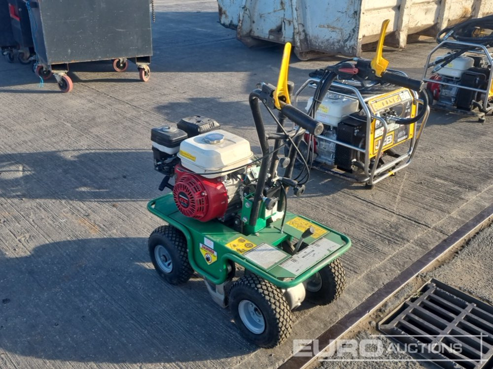 2017 Active AC300 - Baugeräte: das Bild 3 2017 Active AC300 - Baugeräte: das Bild 3