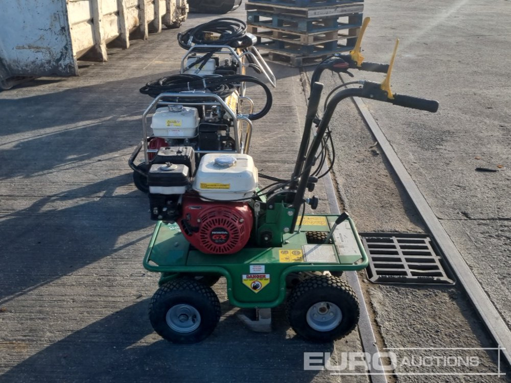 2017 Active AC300 - Baugeräte: das Bild 2 2017 Active AC300 - Baugeräte: das Bild 2