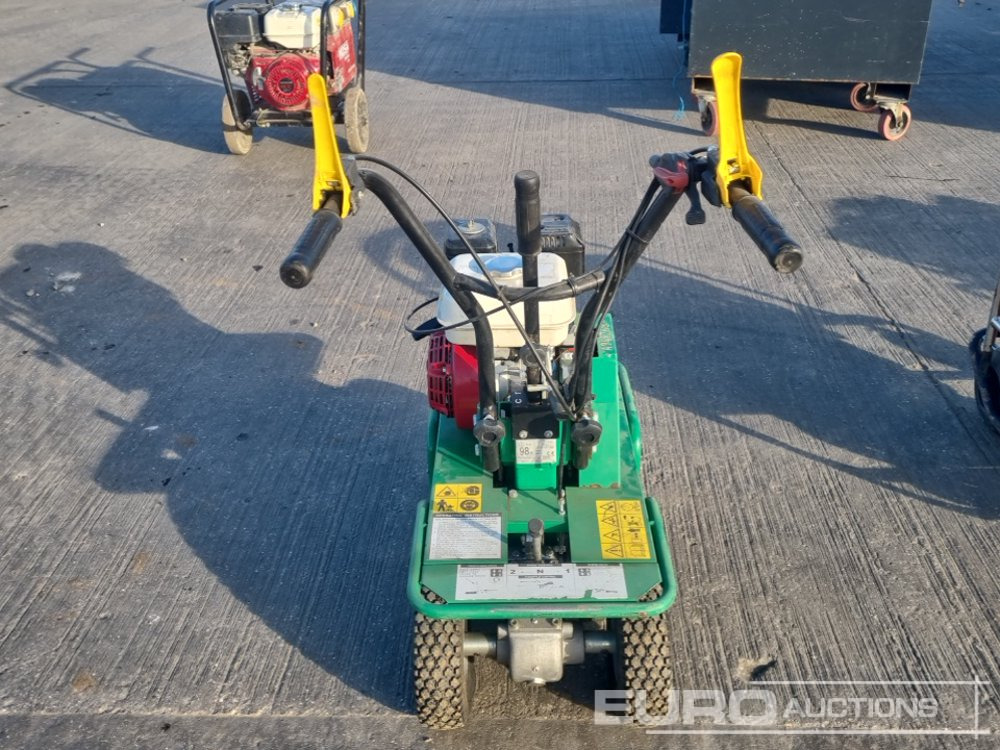 2017 Active AC300 - Baugeräte: das Bild 4 2017 Active AC300 - Baugeräte: das Bild 4