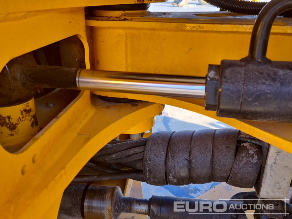 Radlader 2017 JCB 411: das Bild 22