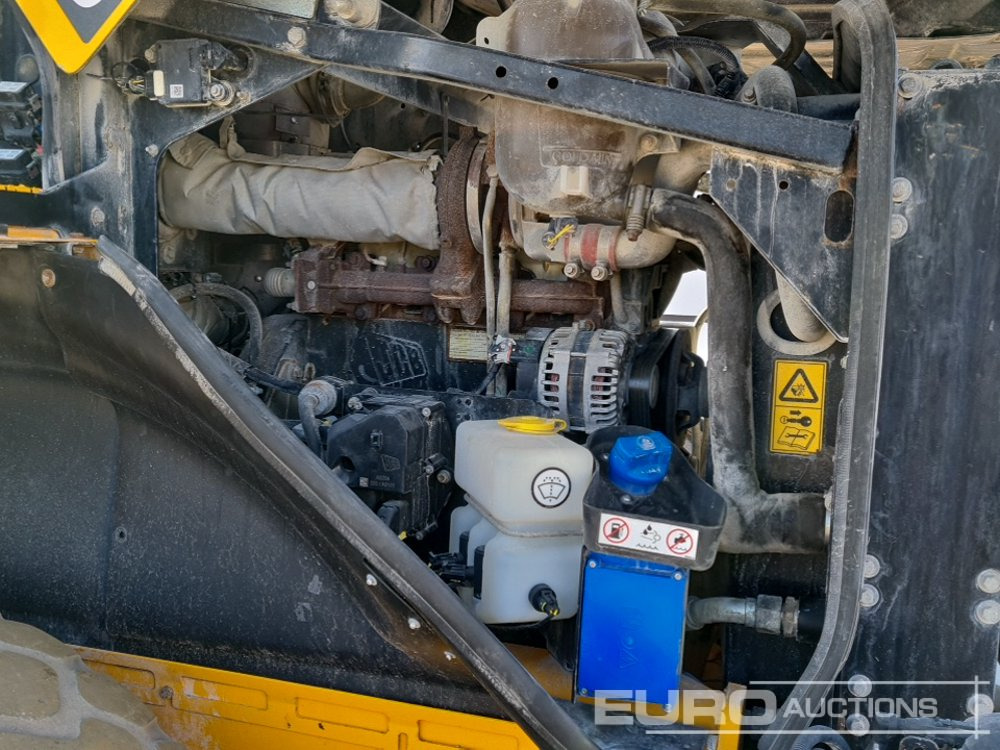 Radlader 2017 JCB 411: das Bild 31
