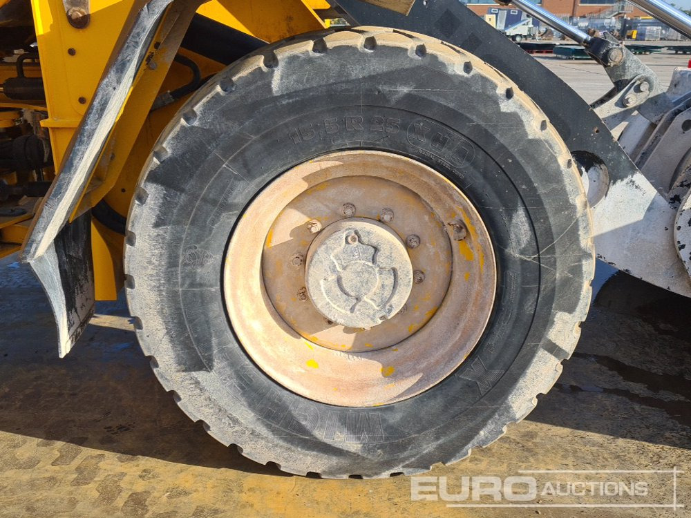 Radlader 2017 JCB 411: das Bild 12