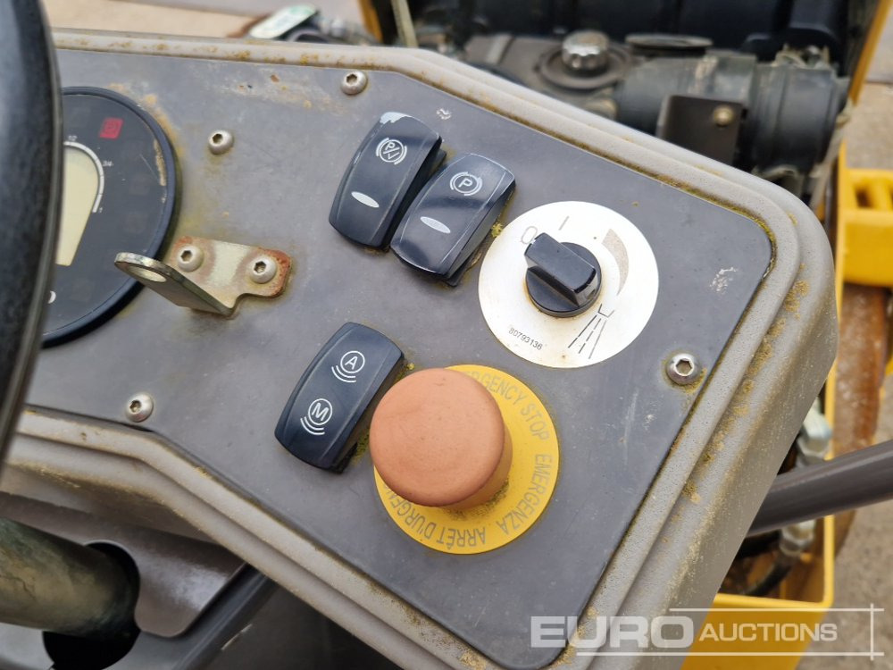 Walzen 2017 Volvo DD25B: das Bild 28