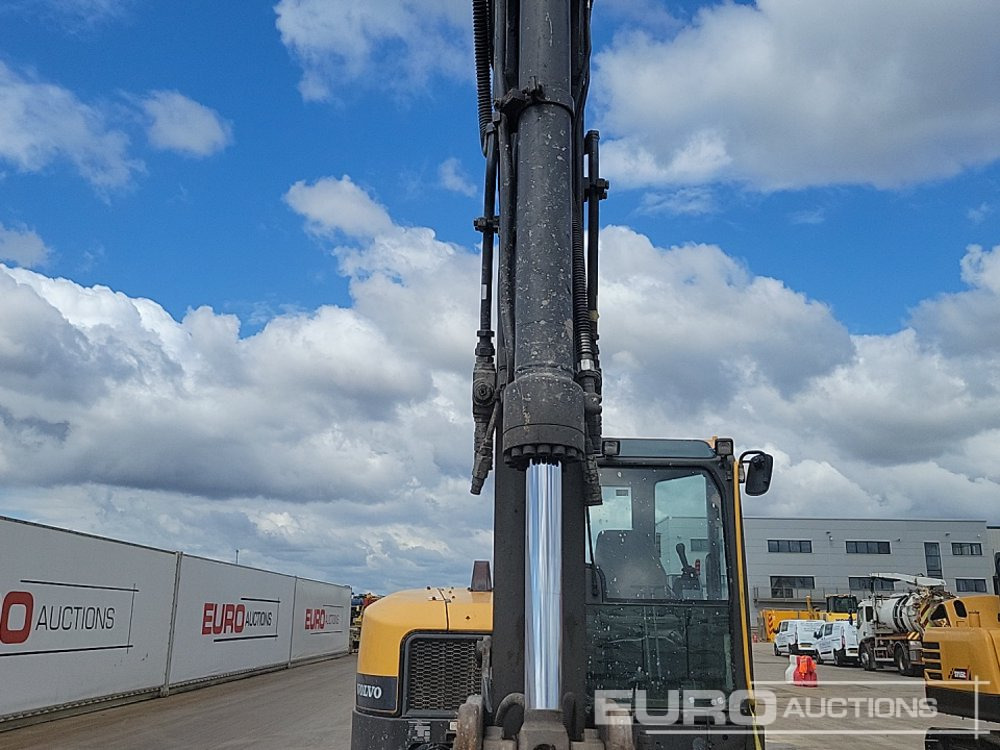Minibagger 2018 Volvo ECR88D: das Bild 28