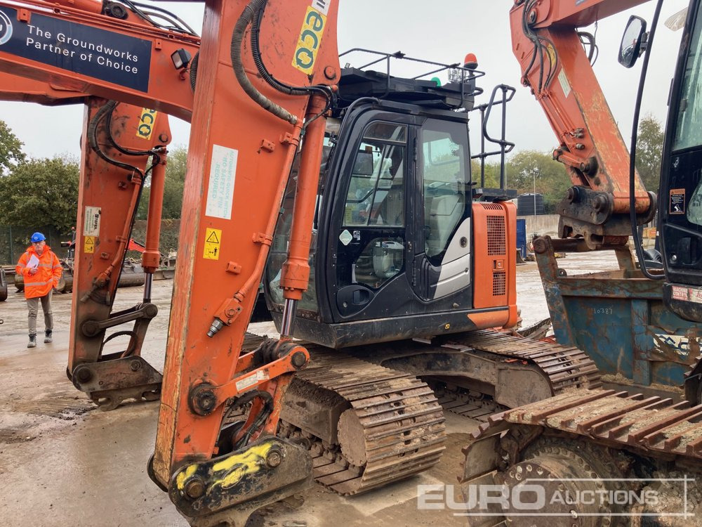 2019 Hitachi ZX135US-6 - Kettenbagger: das Bild 3 2019 Hitachi ZX135US-6 - Kettenbagger: das Bild 3