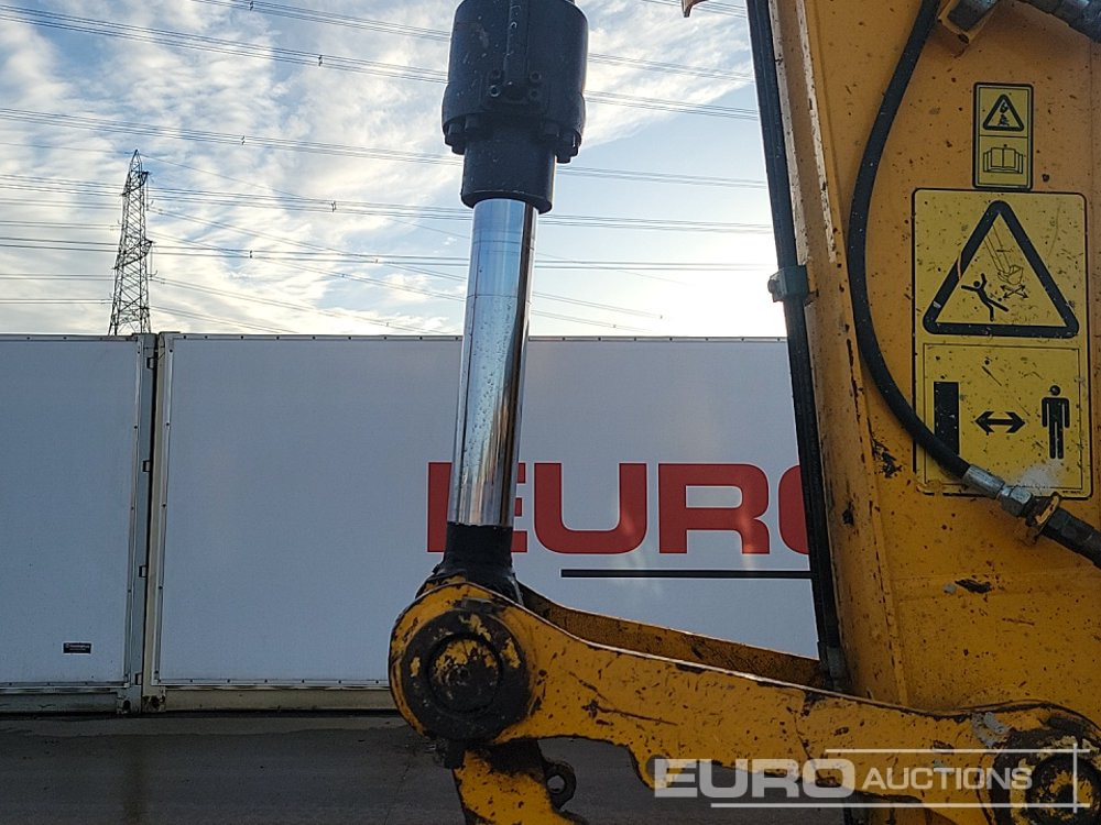 Kettenbagger 2019 JCB JS131LC: das Bild 29