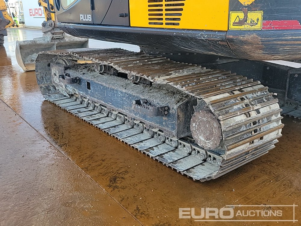 Kettenbagger 2019 JCB JS131LC: das Bild 12