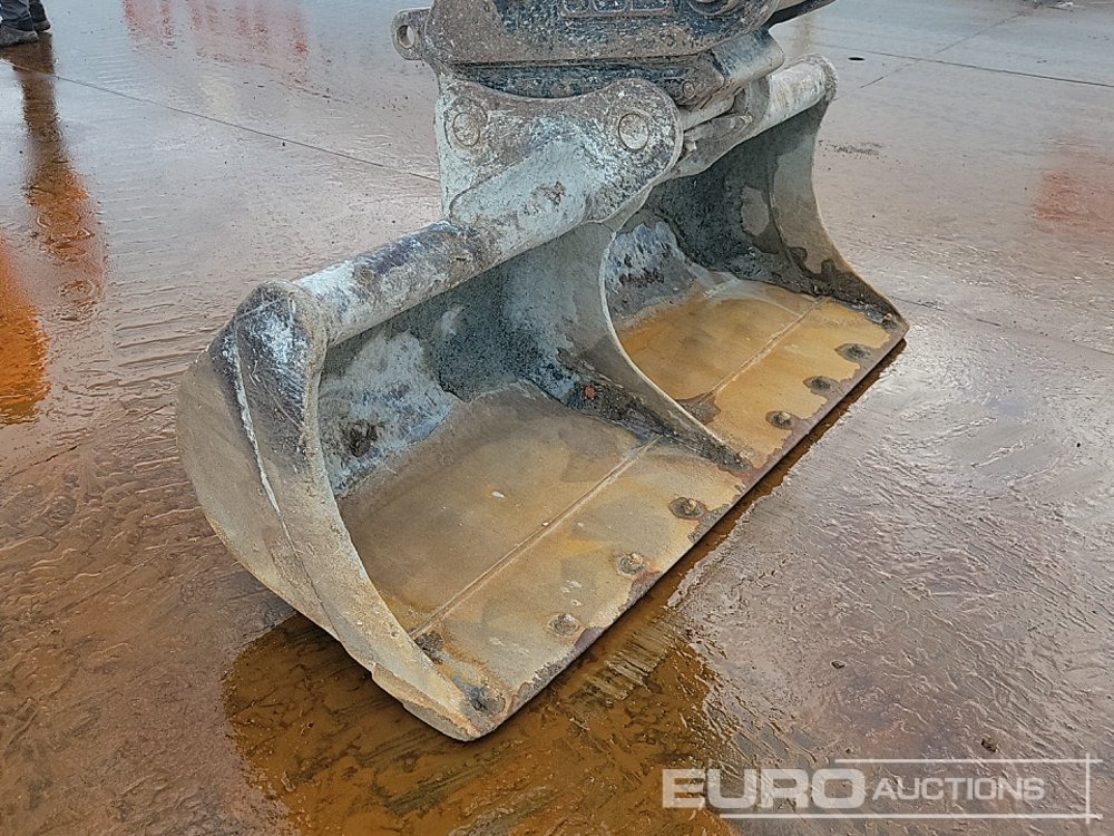 Kettenbagger 2019 JCB JS131LC: das Bild 18