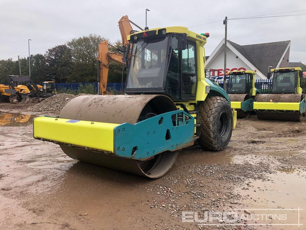 2020 Ammann ASC110 - Walzen: das Bild 1 2020 Ammann ASC110 - Walzen: das Bild 1