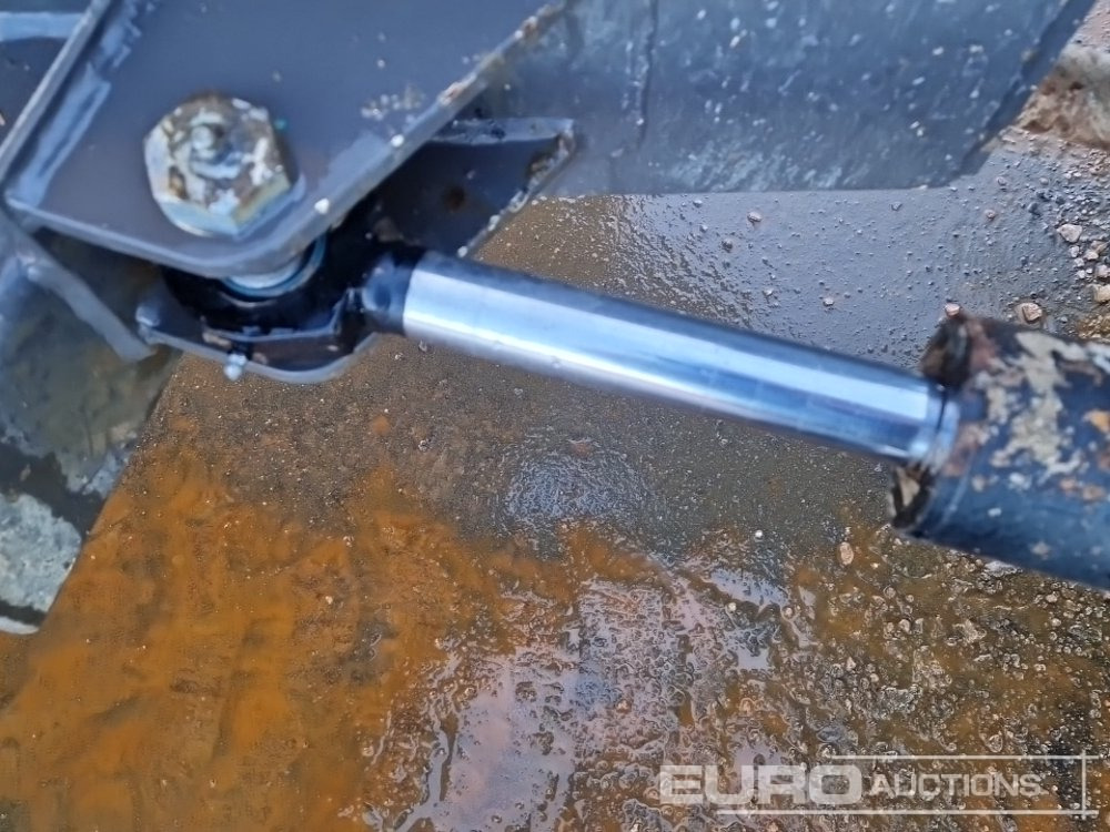 Mini-Kipper 2020 Mecalac TA3H: das Bild 21 Mini-Kipper 2020 Mecalac TA3H: das Bild 21