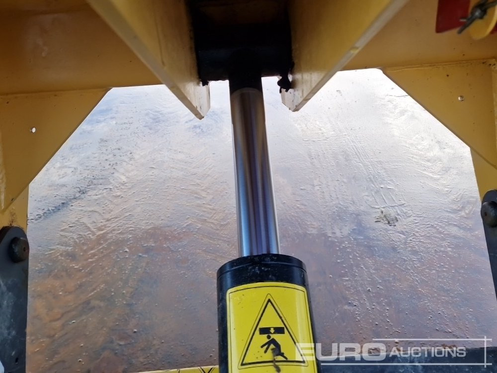 Mini-Kipper 2020 Mecalac TA3H: das Bild 23 Mini-Kipper 2020 Mecalac TA3H: das Bild 23