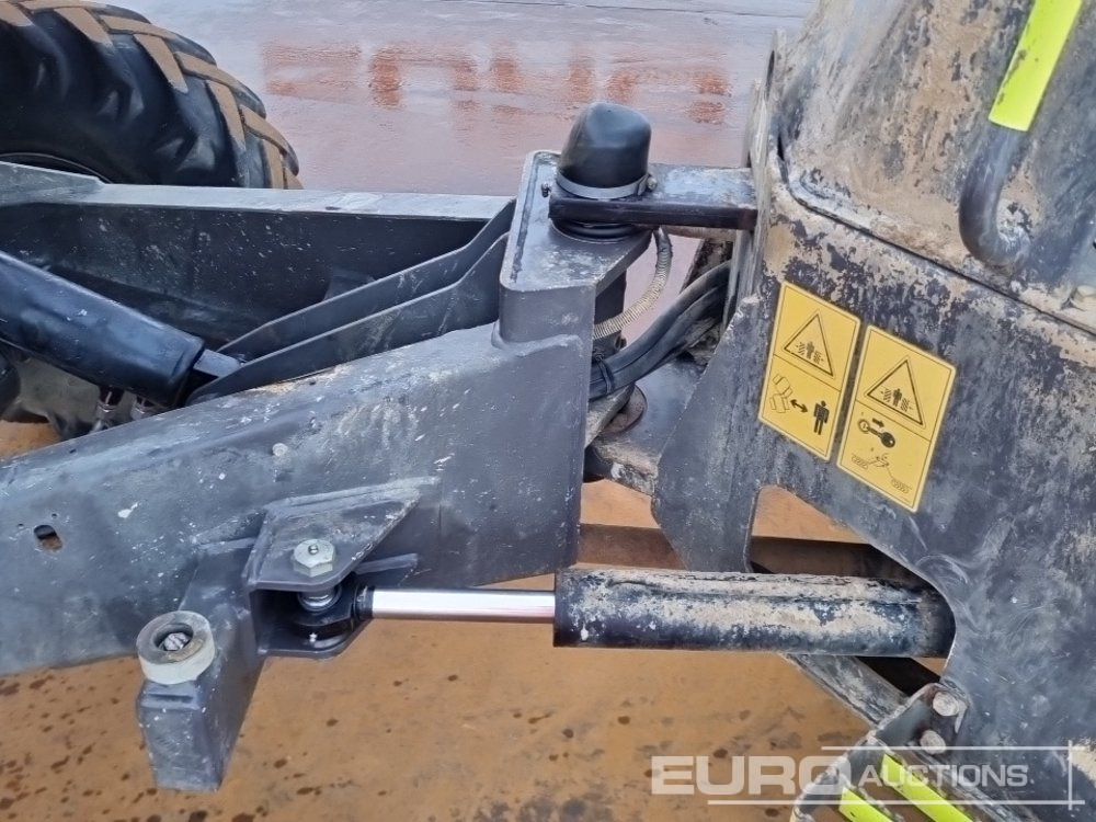 Mini-Kipper 2020 Mecalac TA3H: das Bild 22 Mini-Kipper 2020 Mecalac TA3H: das Bild 22