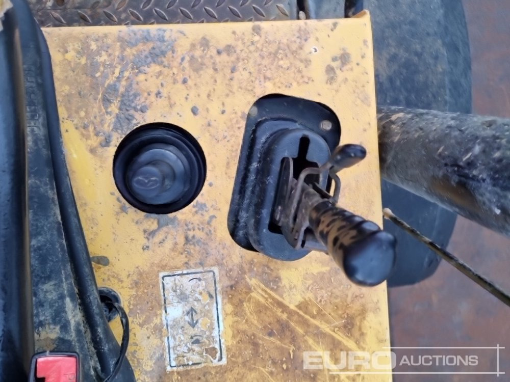 Mini-Kipper 2020 Mecalac TA3H: das Bild 35 Mini-Kipper 2020 Mecalac TA3H: das Bild 35