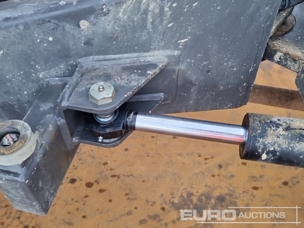 Mini-Kipper 2020 Mecalac TA3H: das Bild 23 Mini-Kipper 2020 Mecalac TA3H: das Bild 23