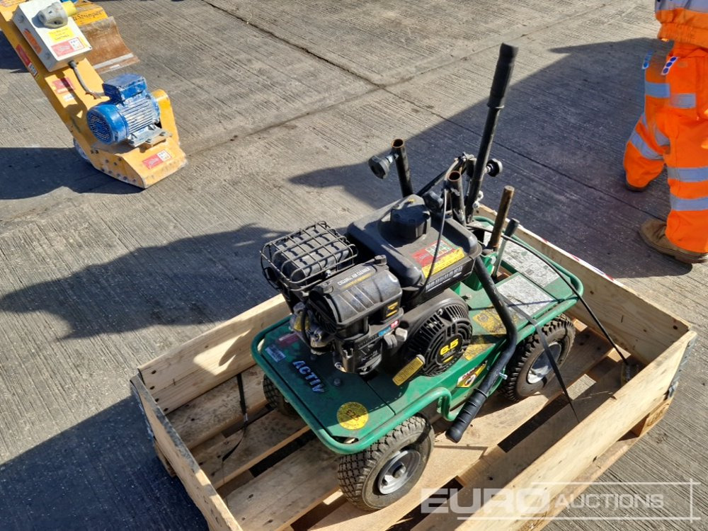 2021 Active AC300 - Baugeräte: das Bild 5 2021 Active AC300 - Baugeräte: das Bild 5