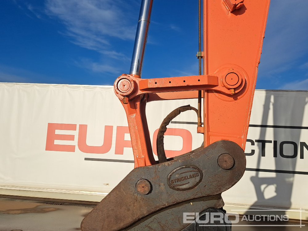 Kettenbagger 2022 Hitachi ZX225USLC-7: das Bild 20