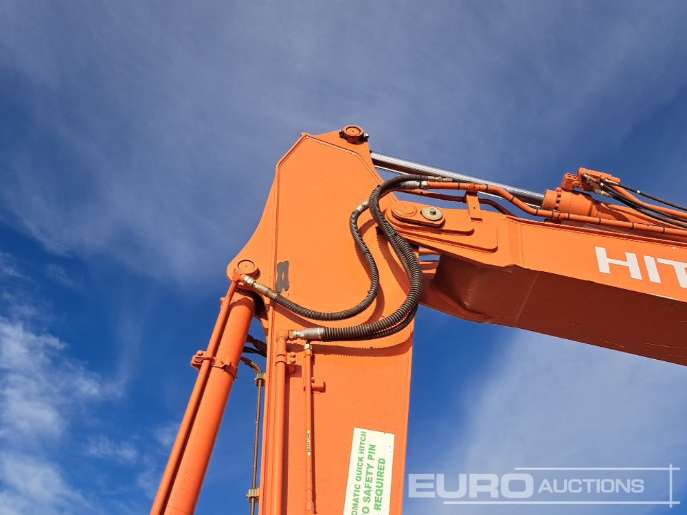 Kettenbagger 2022 Hitachi ZX225USLC-7: das Bild 22